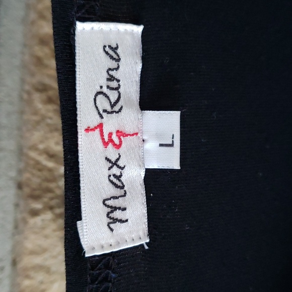 Max & Rina Women's Tunic Top - Picture 2 of 4